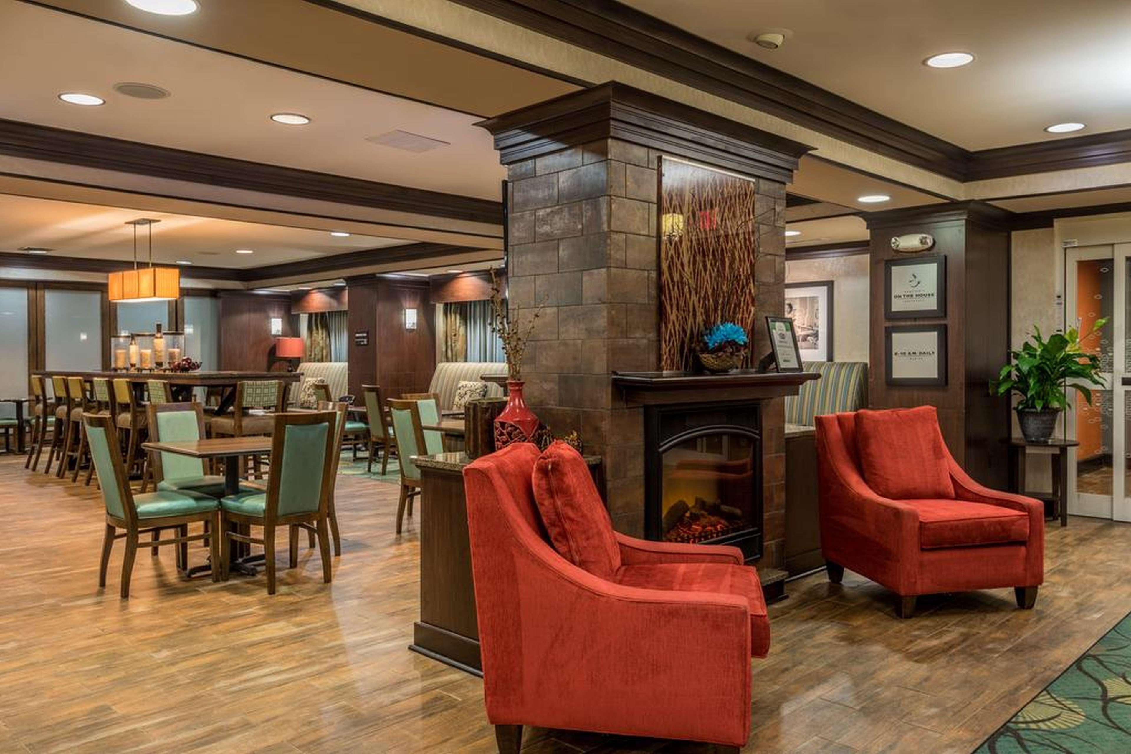 Hampton Inn Нью-Албані Екстер'єр фото